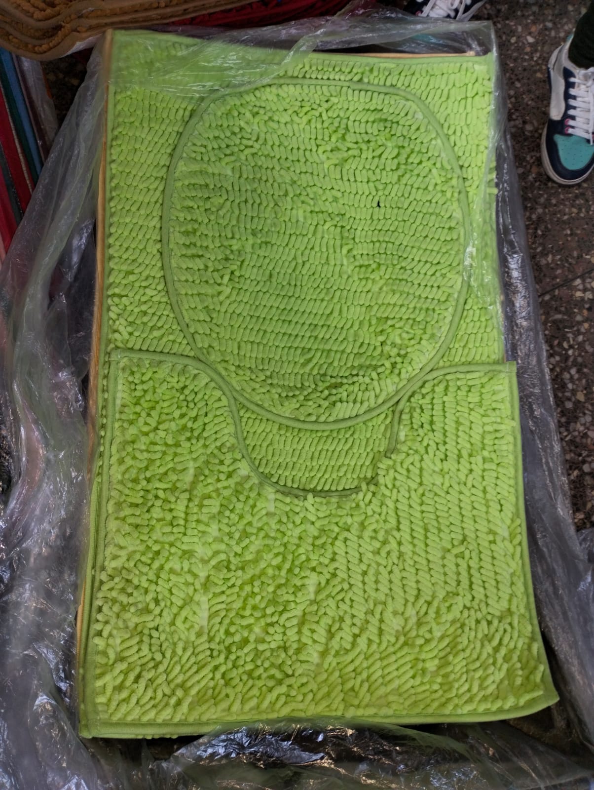 3pcs Set Soft Non-Slip Bathroom Shower Toilet Mats; Machine wash cold with mild detergent. Do not bleach or dry clean.