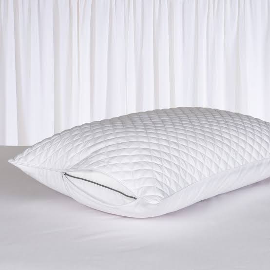 Set of 2pcs High Quality waterproof pillow protector and 2pcs fibres filled bed pillows