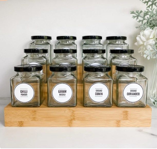 "5pcs 250ml Square Glass Jars with Lids – Airtight Storage Containers for Spices, Jams, and Kitchen Use"