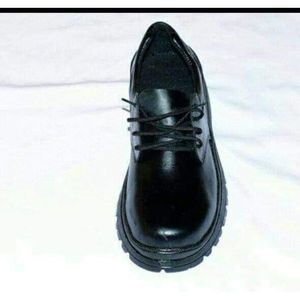 KILLMALL BACK TO SCHOOL SHOES ON OFFER KSH 1499. BACK TO SHOOL TOUGHEE SHOES  DURABLE TOUGHEE LEATHER SHOES ON OFFER LIMITED STOCK AVAILABLE DONT BE LEFT OUT