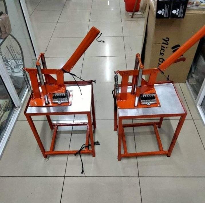 Heavy commercial kitchen chips cutter