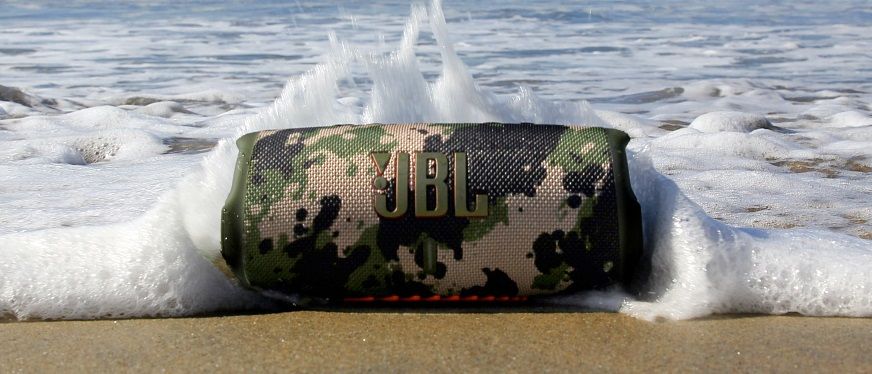 JBL CHARGE 5 - Portable Waterproof (IP67) Bluetooth Speaker with Powerbank USB Charge out, 20 hours playtime