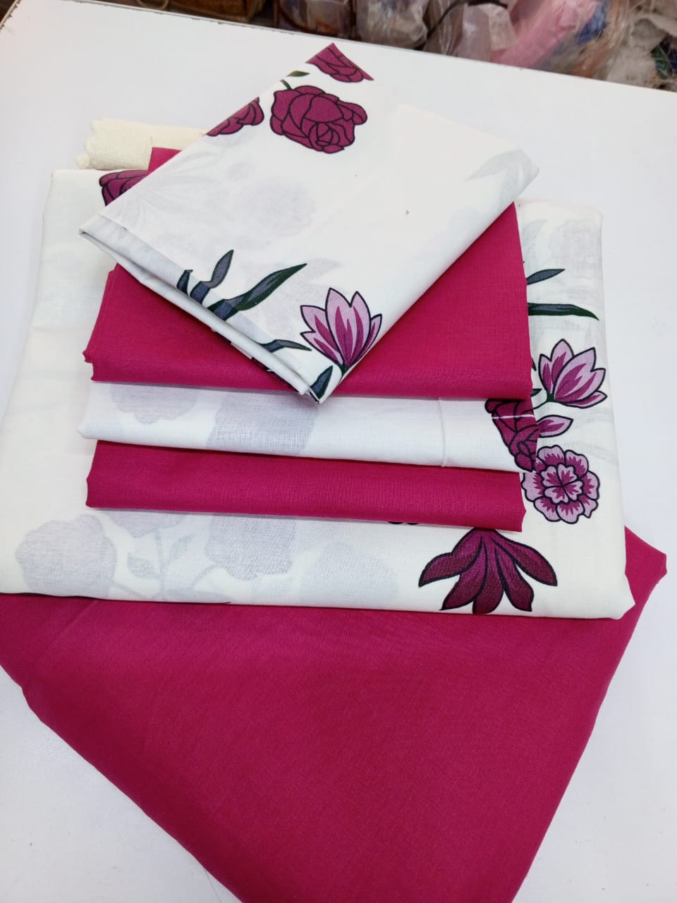 6pc fitted bedsheets 1flat,1fitted bedsheets 4pillow cases  6*77*8