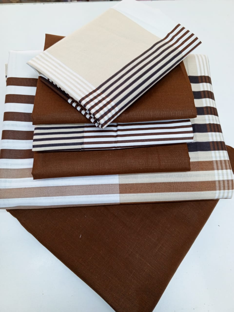 6pc fitted bedsheets 1flat,1fitted bedsheets 4pillow cases  6*77*8