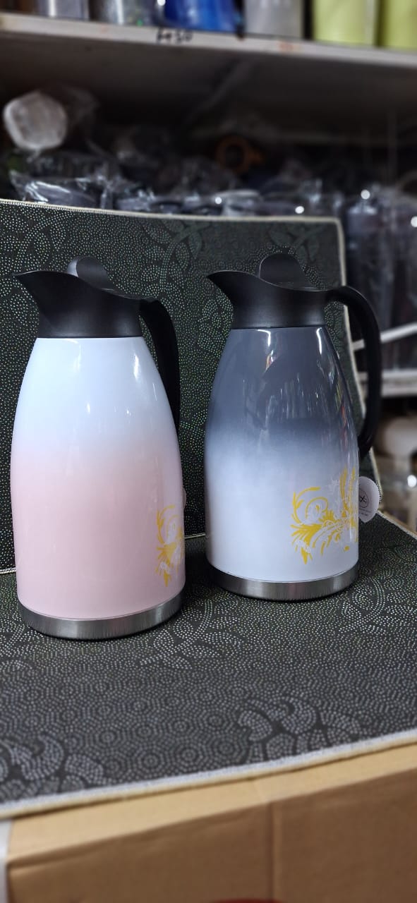 Always flask unbreakable steel 3litre  big enough to satisfy your needs Stainless steel insulation hence unbreakable Durable and easy to wash Easy to carry anywhere & you can use it to serve guests or