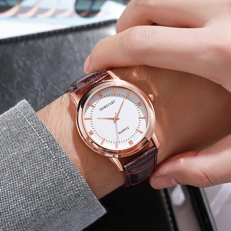 New Arrivals Couple Watches Men's and Women's Quartz Watches Leather Straps Belt Watch Student Valentine Gift Luxury Clock Quartz Wristwatch for Women Couple Gift Daily Decoration