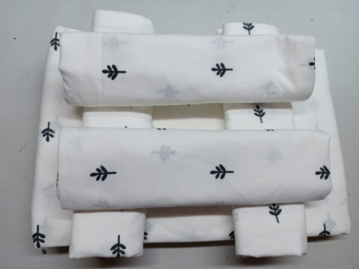 6pc set  bedsheets 6*7 (2 Bed sheets, 4 pillow cases)
