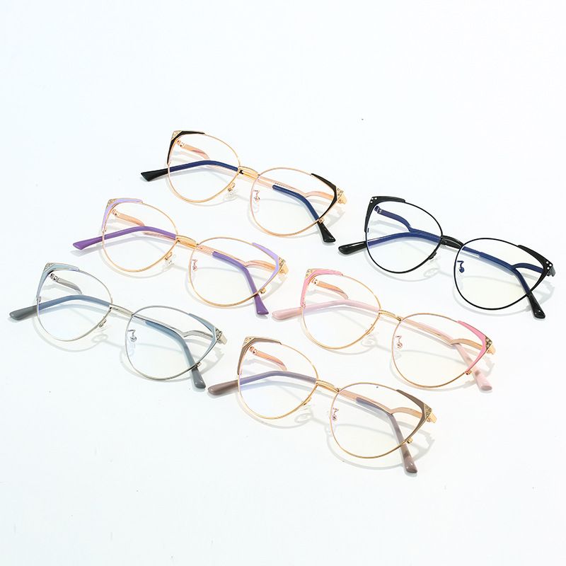 New Fashion Anti Blue Light Blocking Glasses Women Men Retro Cat Eye Frame Reading Computer Clear Lens Simple Female Eyeglasses