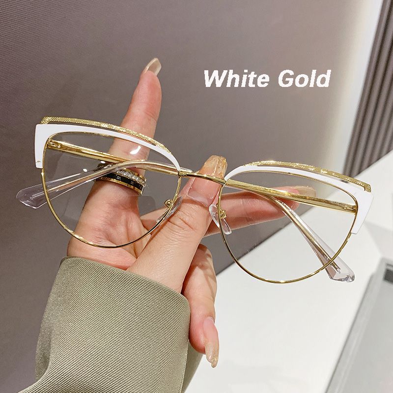2024 Fashion Cat Eye Glasses Ultra-Light Retro Photochromic Eyeglasses Anti-Blue Light Eyewear Metal Color-Changing Eyeglasses