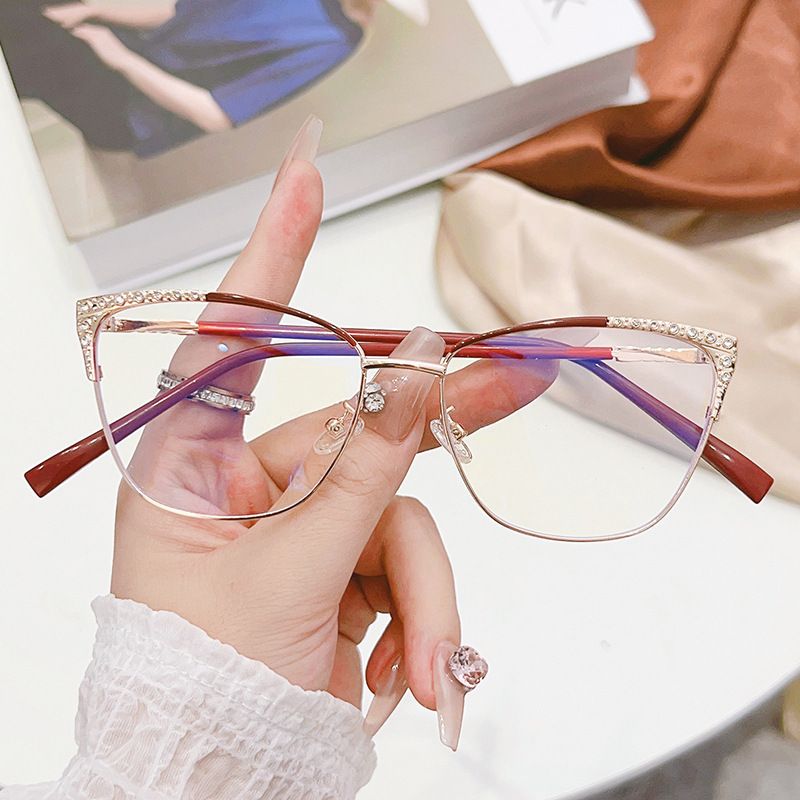 New Fashion Cat Eye Eyeglasses Frame Tide Luxury Unisex Glasses Students Anti-blue Light Myopia Glasses Shiny Flat Eyewear ﻿