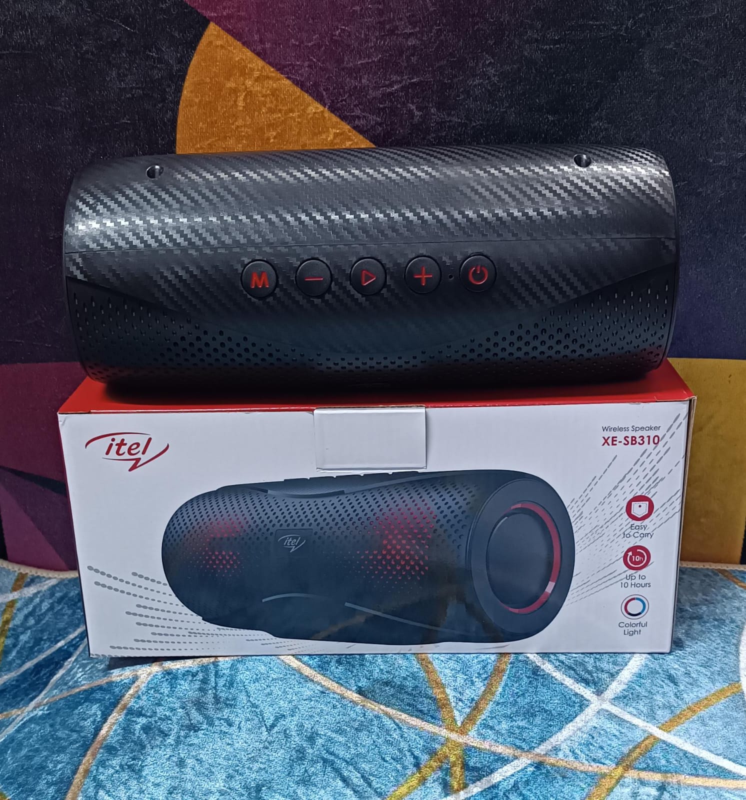 Wireless Bluetooth mini wooferBuilt-in Dual Speakers
Play Mode: Bluetooth, AUX, TF Cards
The Tone is Soft and Clear and Dynamic
 Support All Bluetooth Device Connection