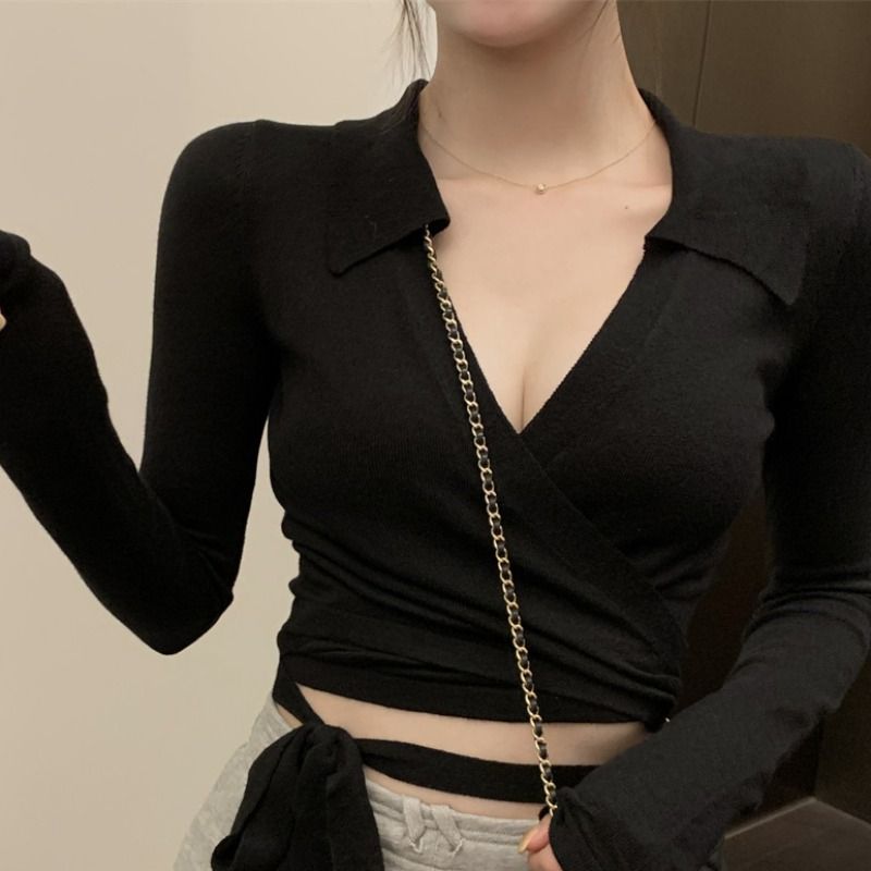 Pure desire wind sexy v-neck tie knit bottoming shirt female 2024 spring and fall chic design sense within the student tops