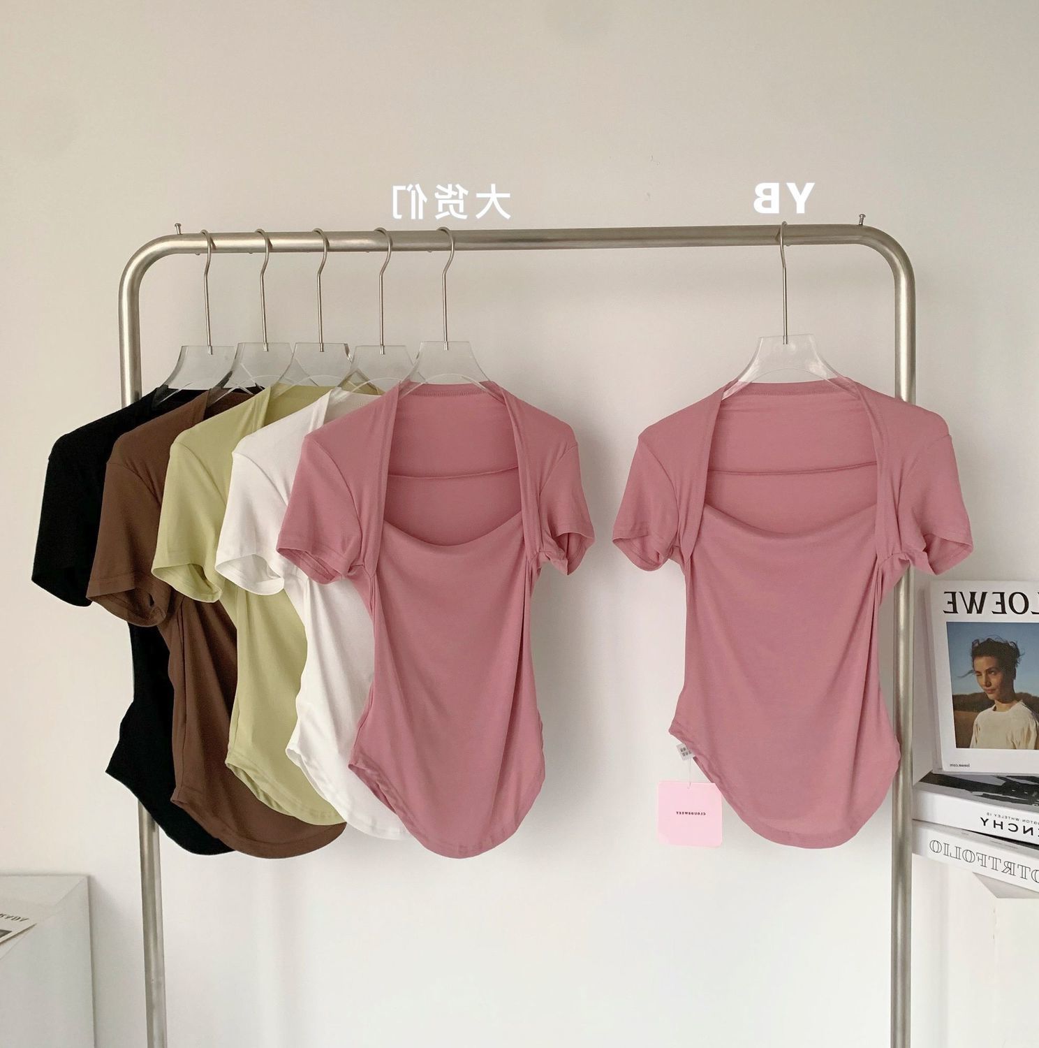2pcs French niche design sense exposed collarbone square neck short-sleeved T-shirt female summer 2024 new tide cool sweet spicy girl tops