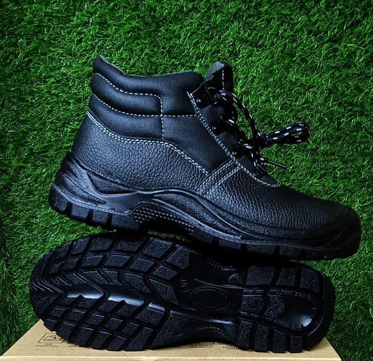 Generic All Seasons high quality Home And Industrial Safety Boots shoes black