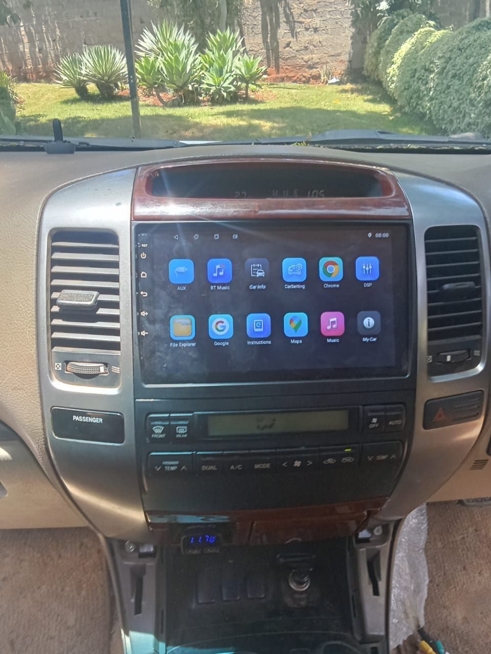 Prado J120 fitted with 9" Android Radio system 2+32GB with Carplay & Android auto