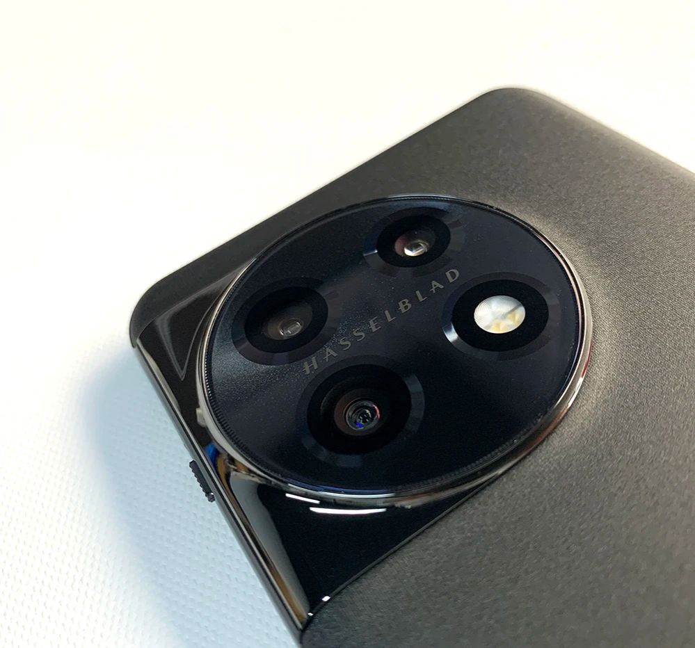 Refurbished Phones OnePlus 11 5G Mobile Phone Dual SIM NFC 6.7'' 12/16GB RAM 256GB ROM 50MP+32MP+48MP+16MP Snapdragon 8 Gen 2 SmartPhone