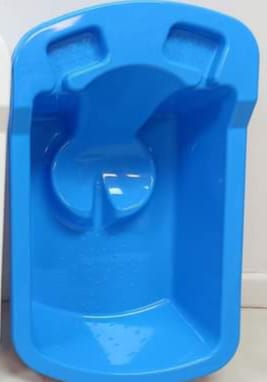 CLEARANCE OFFER Baby Wash Basin Bucket / Baby Bath Tub With Support Area.