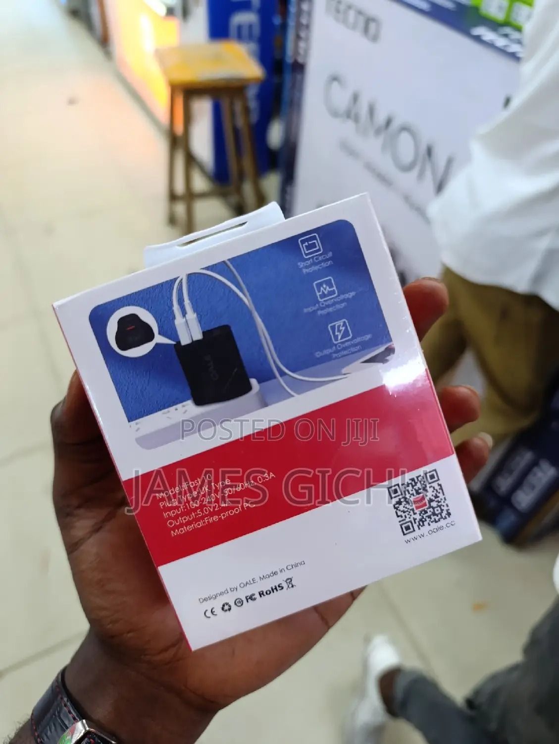 OALE iFast 10  hot sale new high-quality dual USB ports plus type C travel Fast charger 2.4A Output charger Quick Charge Adapter For Mobile Phone Laptop Charger Plug