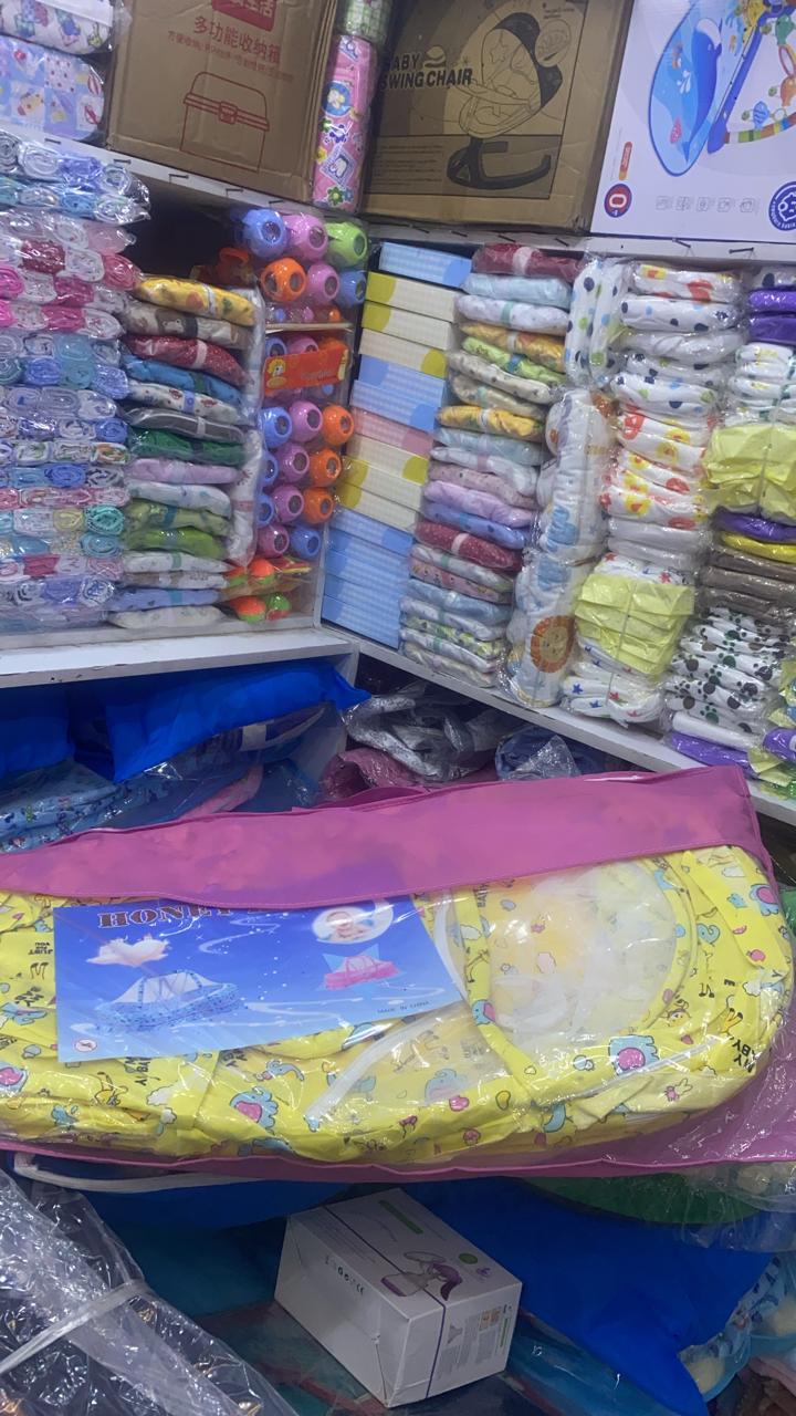 Fashion Portable & Foldable Baby Bassinet/Sleeping Nest/ Cot/ Mosquito Net