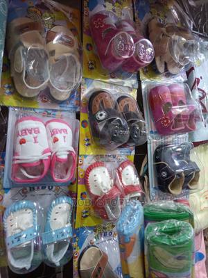Baby pre-walker shoes