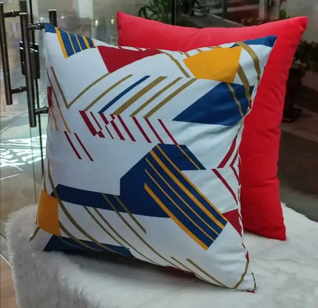 2 pcs THROW PILLOW COVER SET BEAUTIFUL THROW PILLOW COVERS/ HOME DECOR SET OF 2- 45cm*45cm