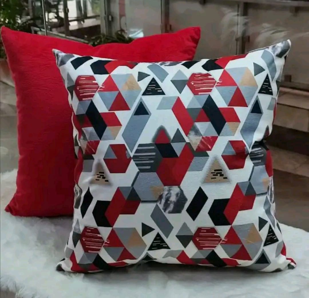 2 pcs THROW PILLOW COVER SET BEAUTIFUL THROW PILLOW COVERS/ HOME DECOR SET OF 2- 45cm*45cm