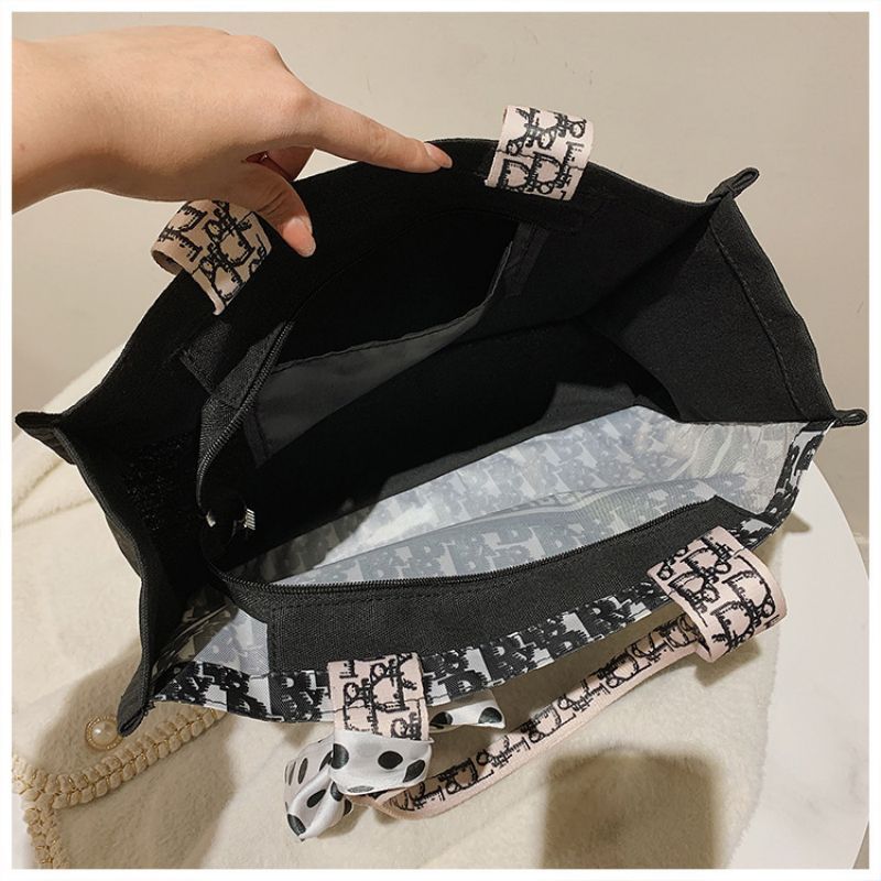 Exquisite Workmanship Canvas Shoulder Large Capacity Silk Scarf Women's Casual Tote Bag