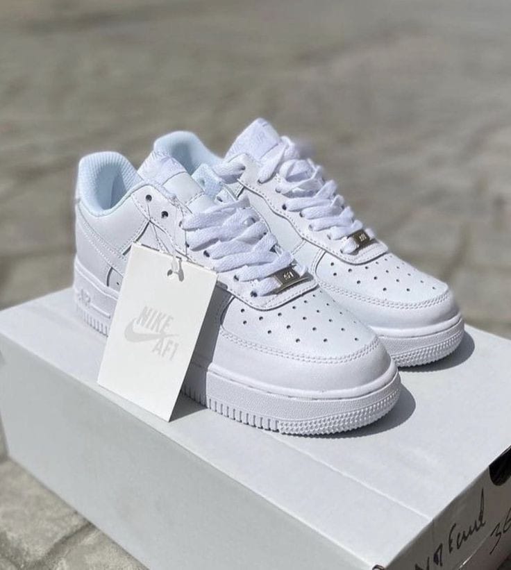 AIRFORCE 1 WHITE HARD LEATHER UNISEX 37-45 authentic