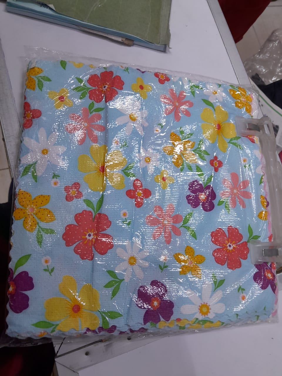 12pcs Light Soft Face towels pure cotton 12pcs re usable face towels for bathing and cleaning