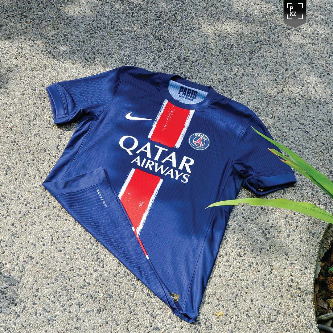 PSG 24/25 Home Kit Authentic Jersey Kit Fan Version