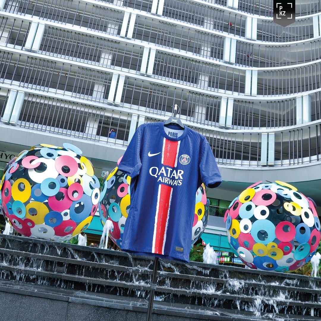PSG 24/25 Home Kit Authentic Jersey Kit Fan Version