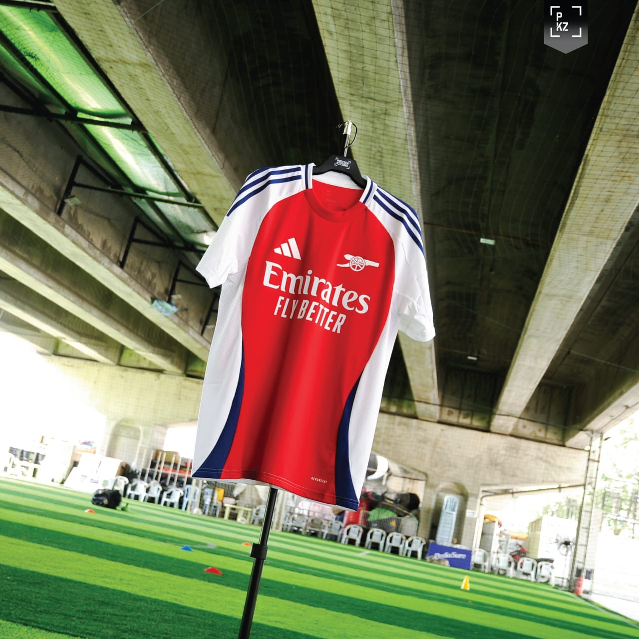 New Season 24/25 Arsenal Home Kit Authentic jersey Kit As in Picture Fan V ersion