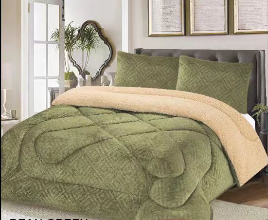 Super Warm Heavy Soft Woolen White Duvet Blanket - Fluffy White Duvet