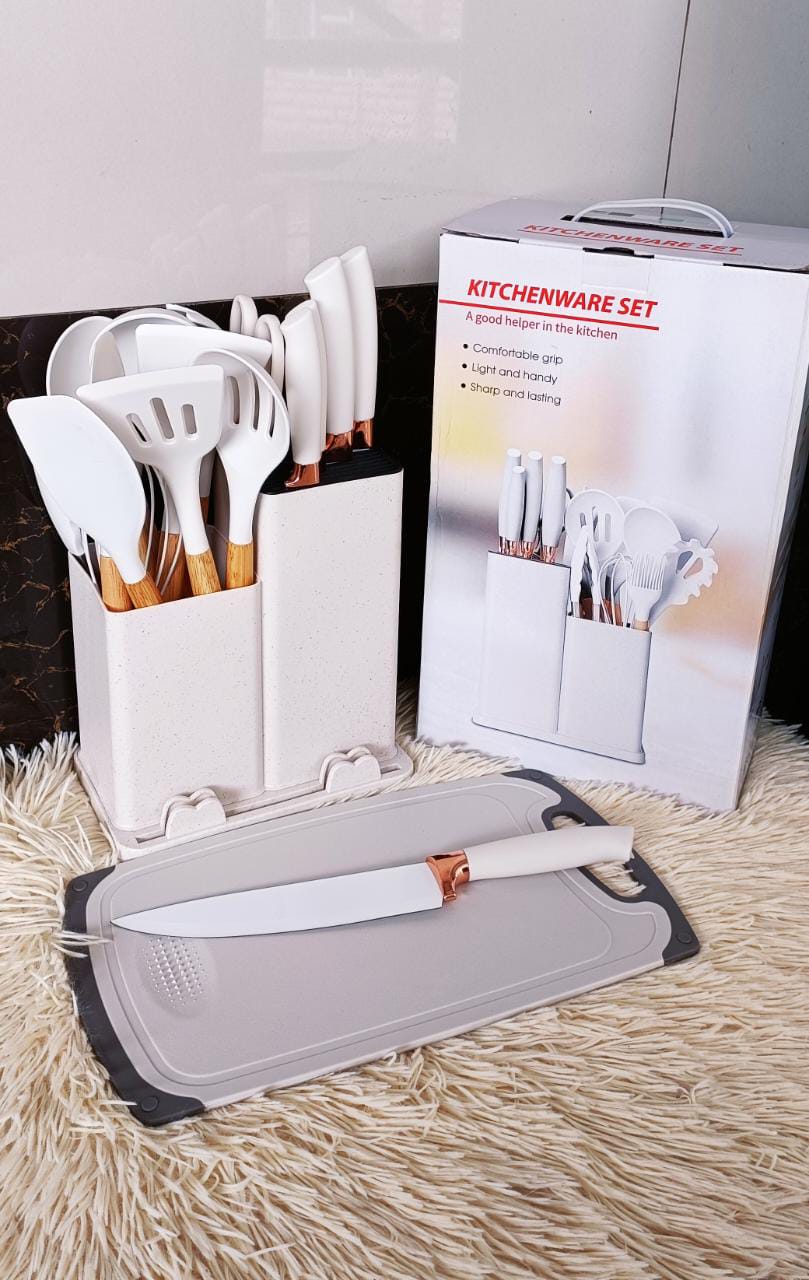19PCs Set Of Silicone & Wood Spoon And Knife Set - Includes Chopping Board