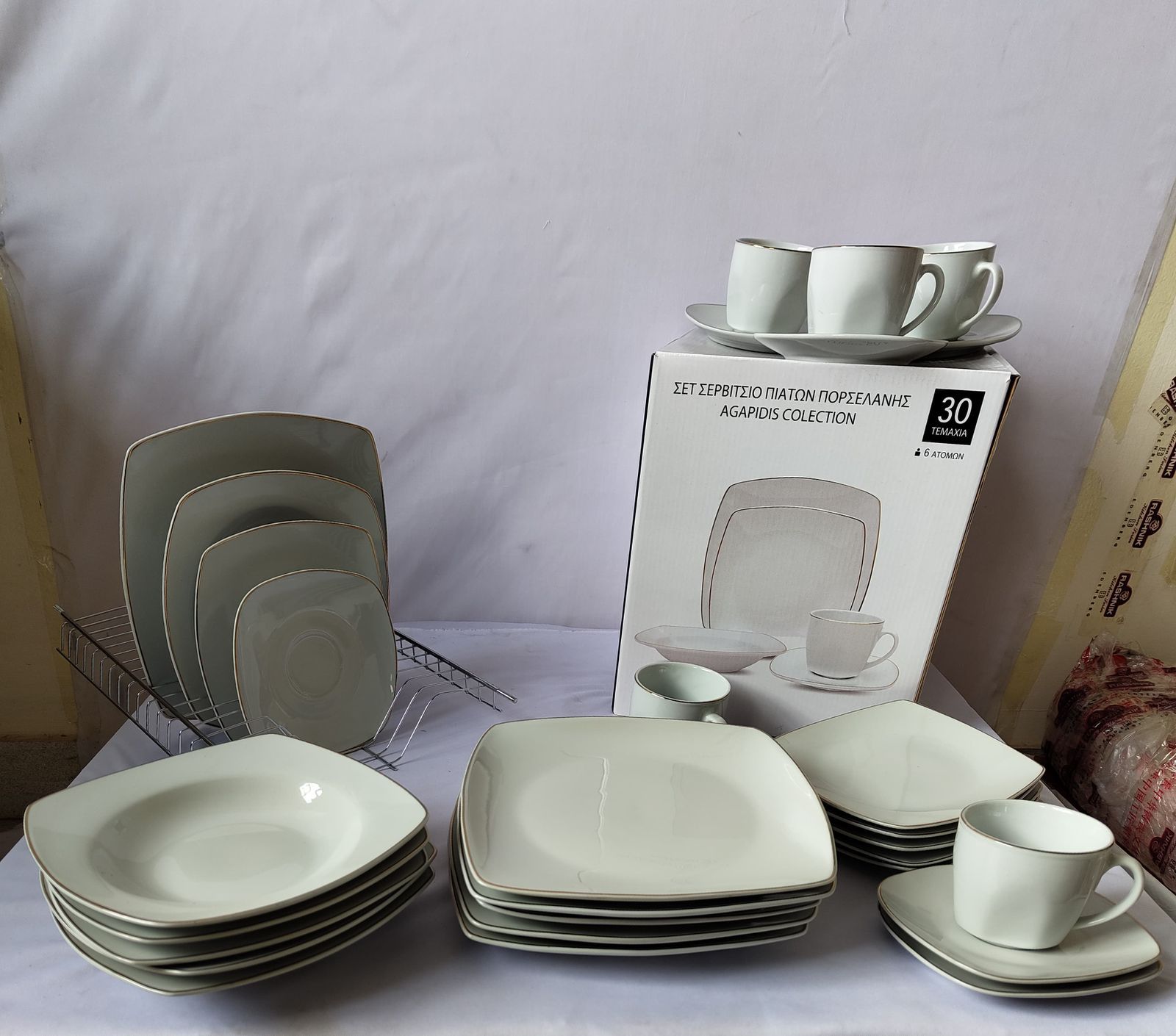 30pc Dinner Set Porcelain  Material;
DISHWASHER AND MICROWAVE SAFE: All plates of this dinnerware set are dishwasher and microwave safe for everyday use