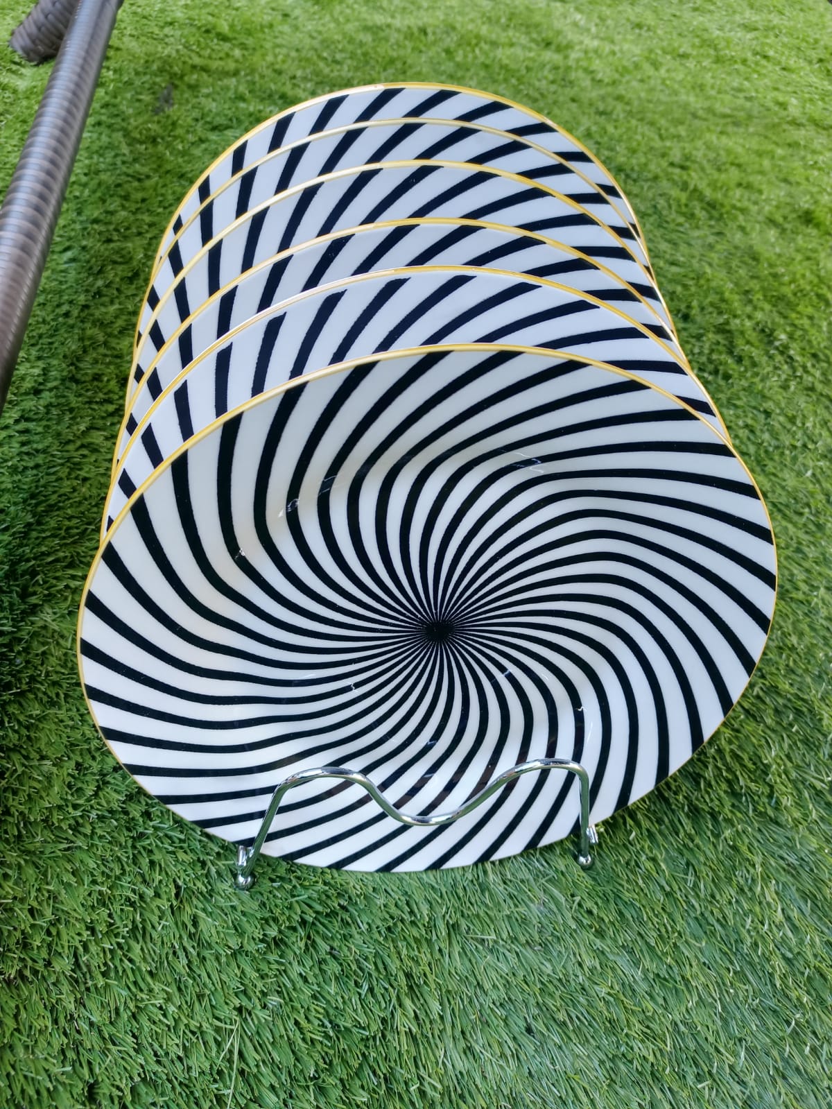 6 Pcs Of Ceramic Plate black stripped A great addition to any tabletop style, Polar White exudes a Complex Corner design that is perfect for fast casual or outdoor dining service