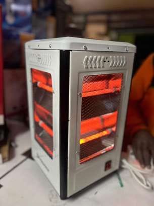 Rashnik 1600W Four Sided Quartz Halogen Room Heater;;

This Halogen heater is designed to give instant heat and makes the room warmer instantly.