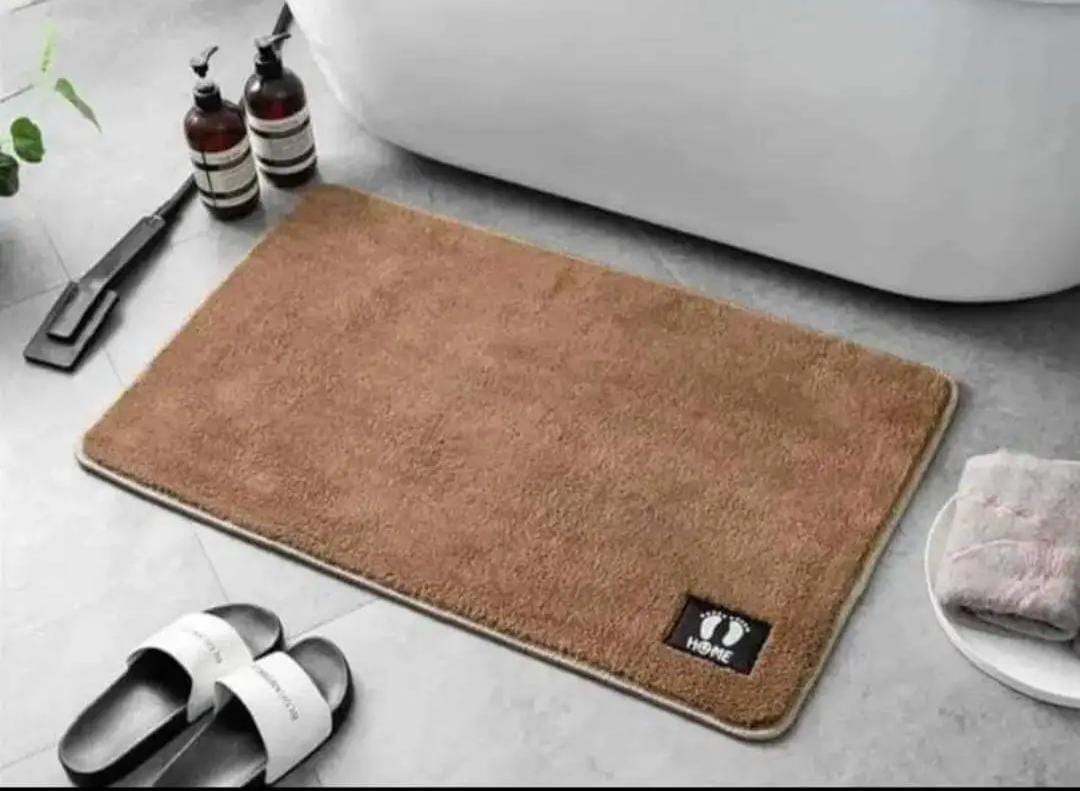 Door matt/Bath matt 50x80cm;;

High quality absorbent door mat for living room, bathroom, bedroom or dining room which is anti-slip