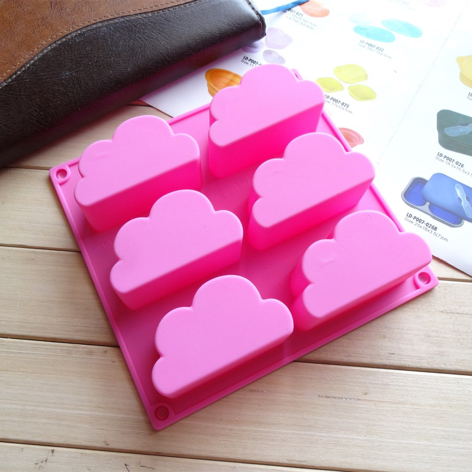 6 Even Clouds Food Grade Silicone Cake Jelly Chocolate Mold