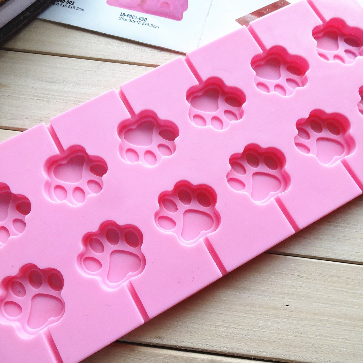 12 Lollipop Mould Cat's Claw Suit Household Silicone Cartoon Flip Candy Mould Cat's Claw Candy Tool Dripping Mould