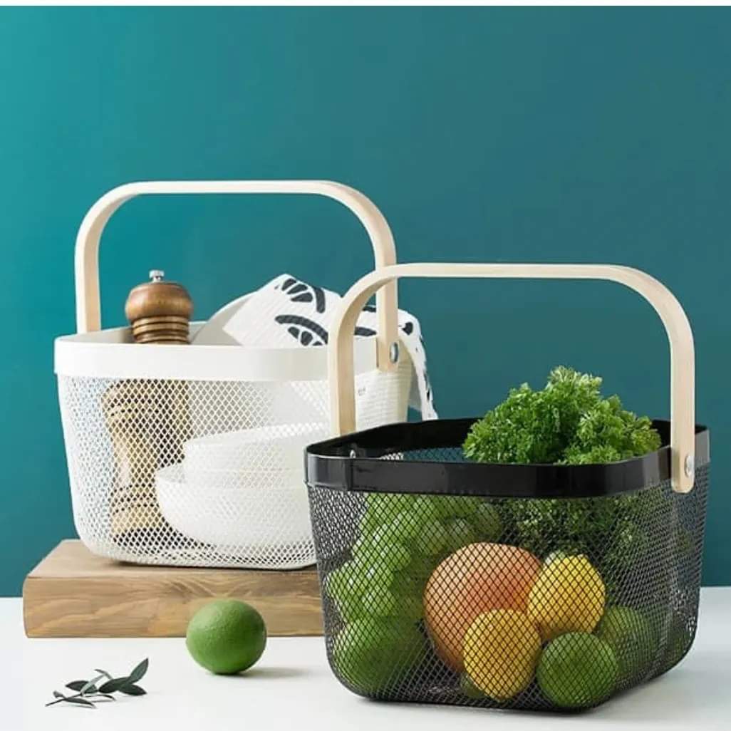Portable storage basket Premium Material: Made of high quality plastic, BPA free, durable and sturdy, lightweight and easy to clean, just wipe clean with damp cloth. Do not place in dishwasher
Ventila