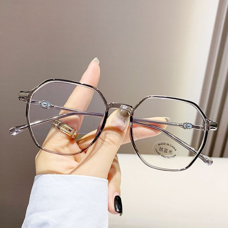 New Anti-blue Light Literary Retro TR Metal Hybrid Glasses Frame Men and Women With the Same Paragraph Flat Glasses