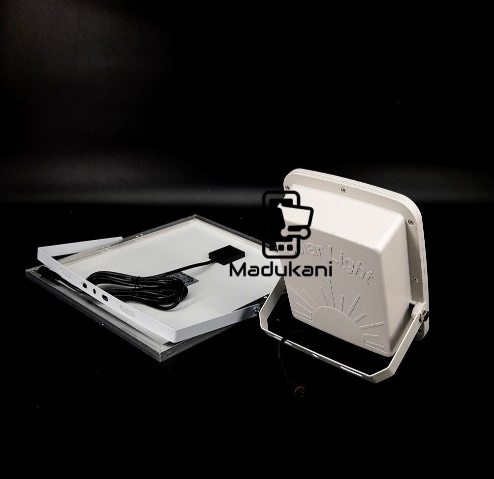 100W Solarmax High Efficiency Automatic Solar Floodlight