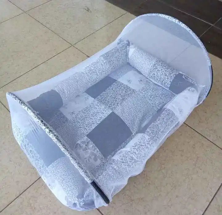 Generic New Arrival Baby/toddler Nest & Co-sleeper Foldable with Pillow + Net  HYPOALLERGENIC MATERIALS, BREATHABLE AND NON-TOXIC.-COMFORTABLE AND PORTABLE  for age 0-12 months