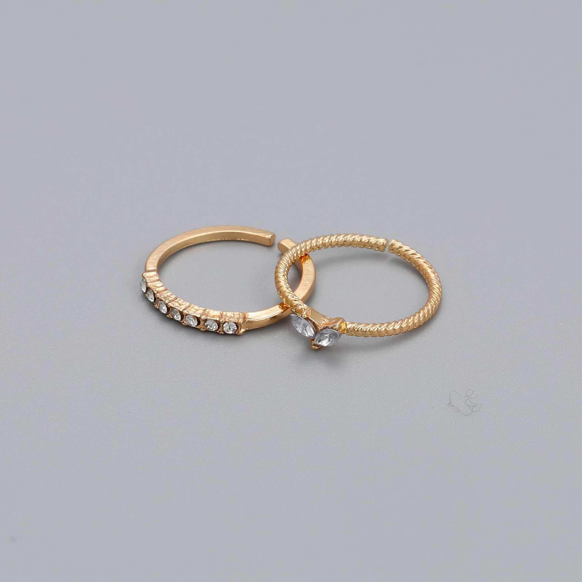 2PCS Heart Adjustable Ring Open Stackable Engagement Rings Peach Heart Ring Birthday Gifts for Women Teen Girls