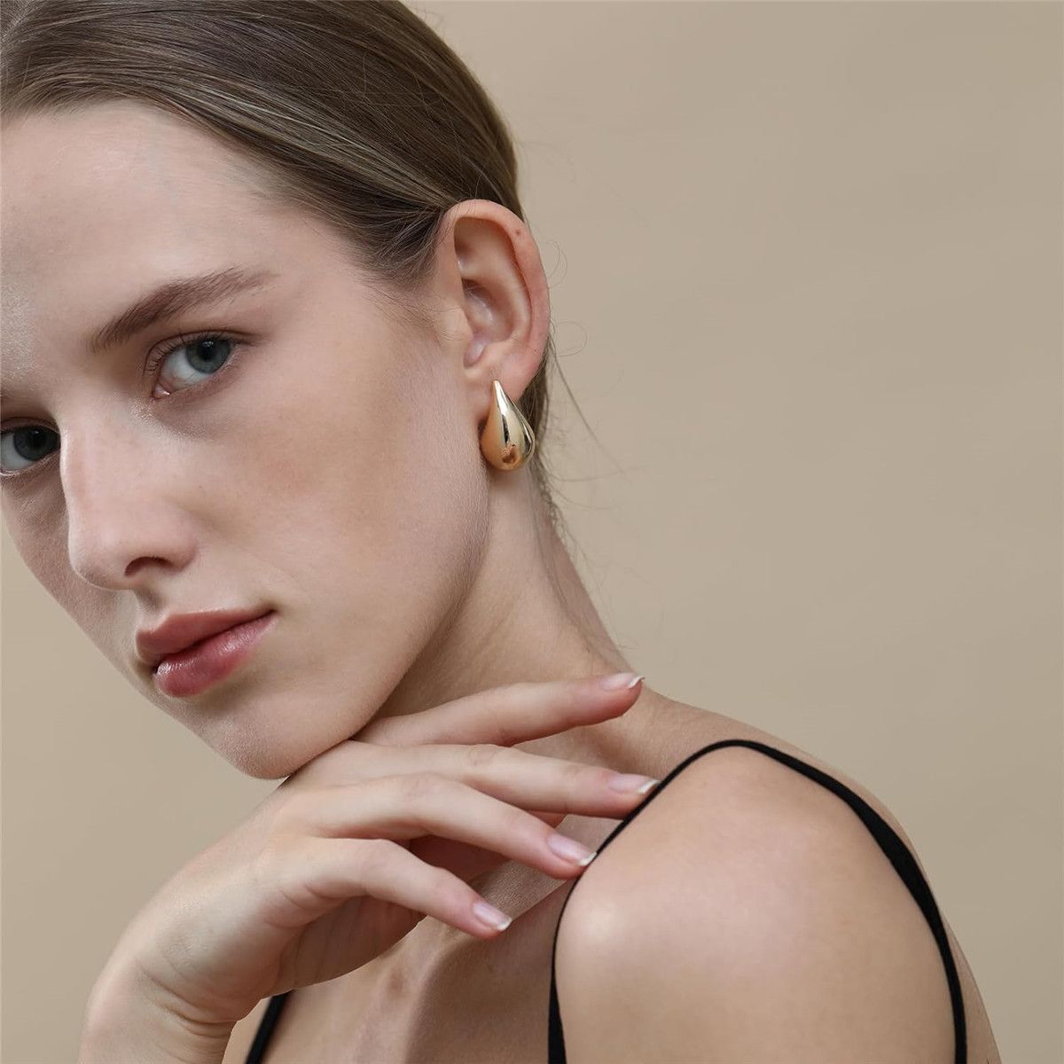 Chunky Gold Hoop Earrings for Women, Earrings Lightweight Waterdrop Hollow Open Hoops, Hypoallergenic Gold Plated Earrings Fashion Jewelry for Women Girls