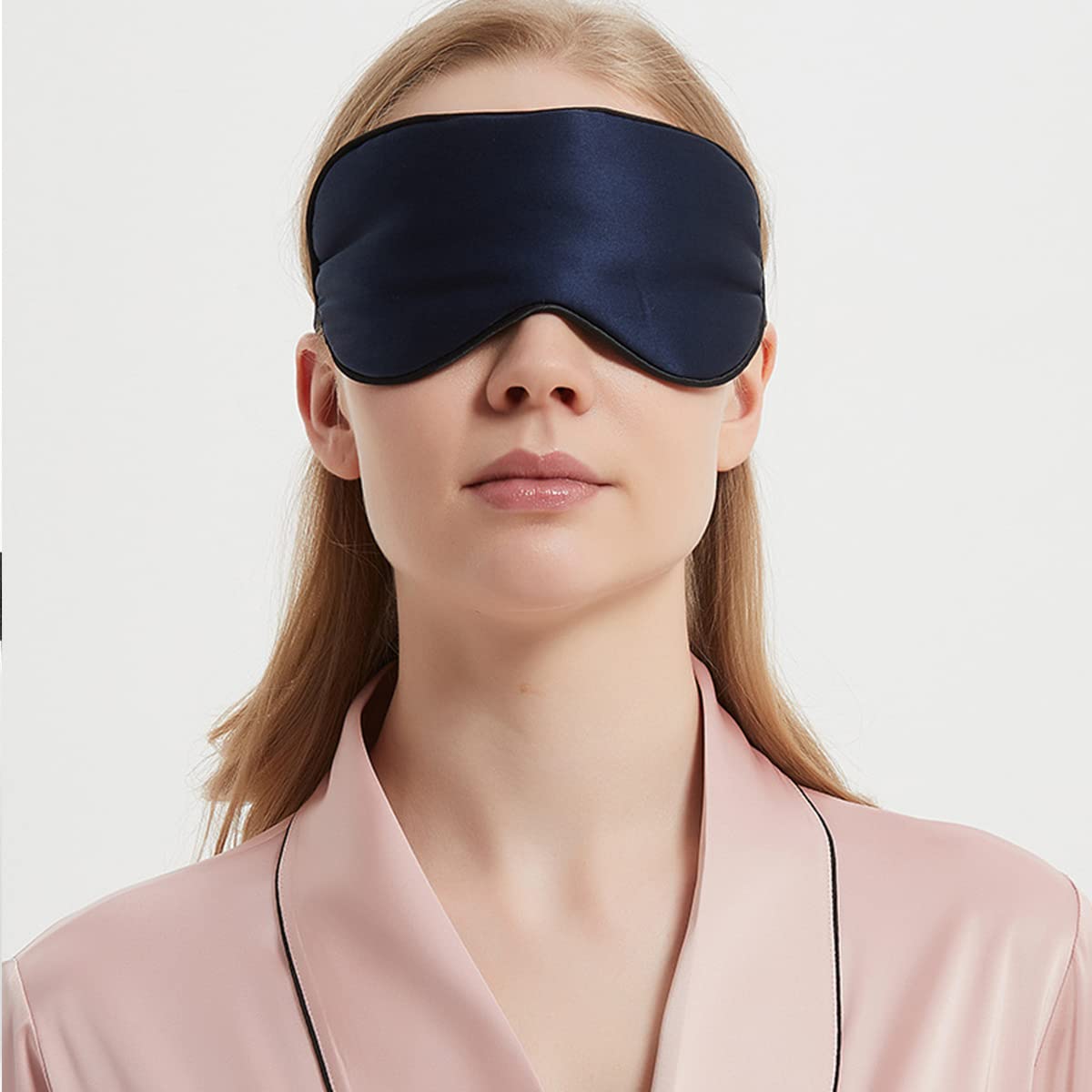 Silk Sleep Mask Super Soft Eye Mask 16 Momme 100% Mulberry Silk Night Effective Shading Eye Cover for Sleeping with Adjustable Strap for Women Men