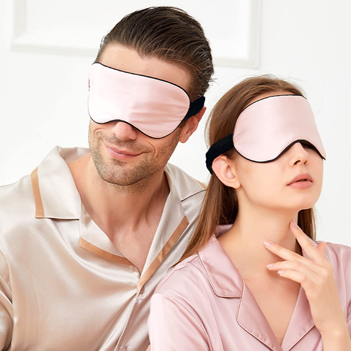 Silk Sleep Mask Super Soft Eye Mask 16 Momme 100% Mulberry Silk Night Effective Shading Eye Cover for Sleeping with Adjustable Strap for Women Men