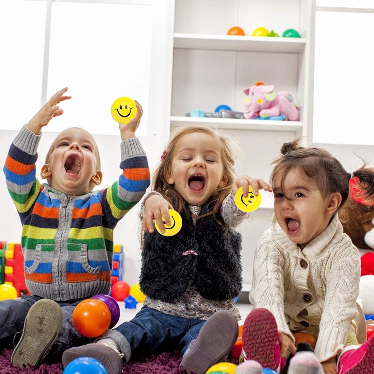Face Smile Stress Ball - Smiley Squeeze Ball | Hand Exercise | Stress Relief Ball | Perfect for Relieving Anxiety 6.5cm | Yellow |