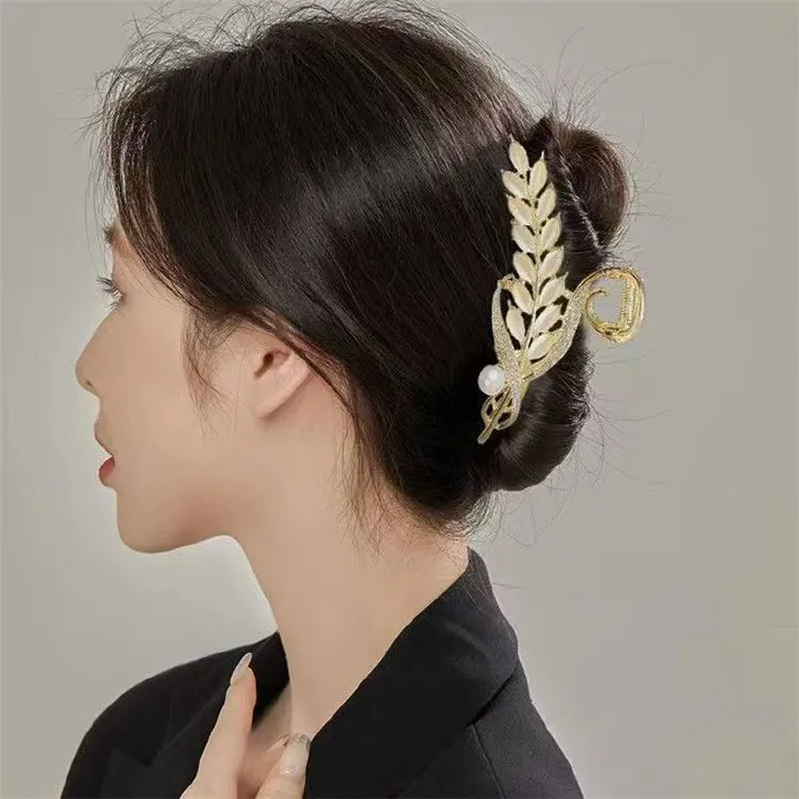 Hair Clips Metal Gold Hair Claw Clips Large Rhinestone Shark Claw Clips Banana Clips Golden Wheat Design Non-Slip Hair Accessories Elegant Black Hair Styling Hairpin Hair Barrette for Women Girls